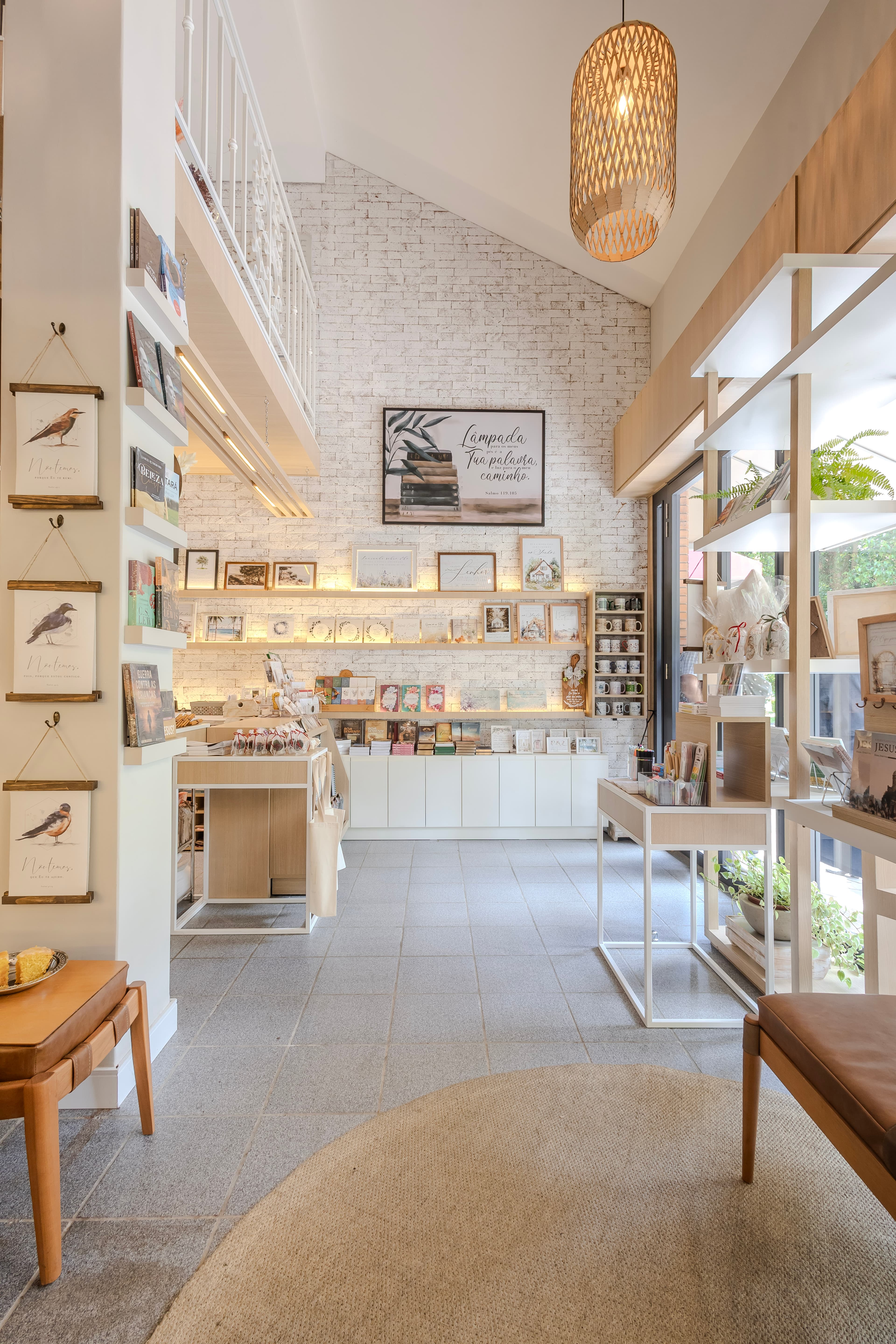 camila chalon projeto livraria porto alegre jardim lindoia - Projeto de arquitetura e design de interiores - Comercial - Camila Chalon Arquitetura