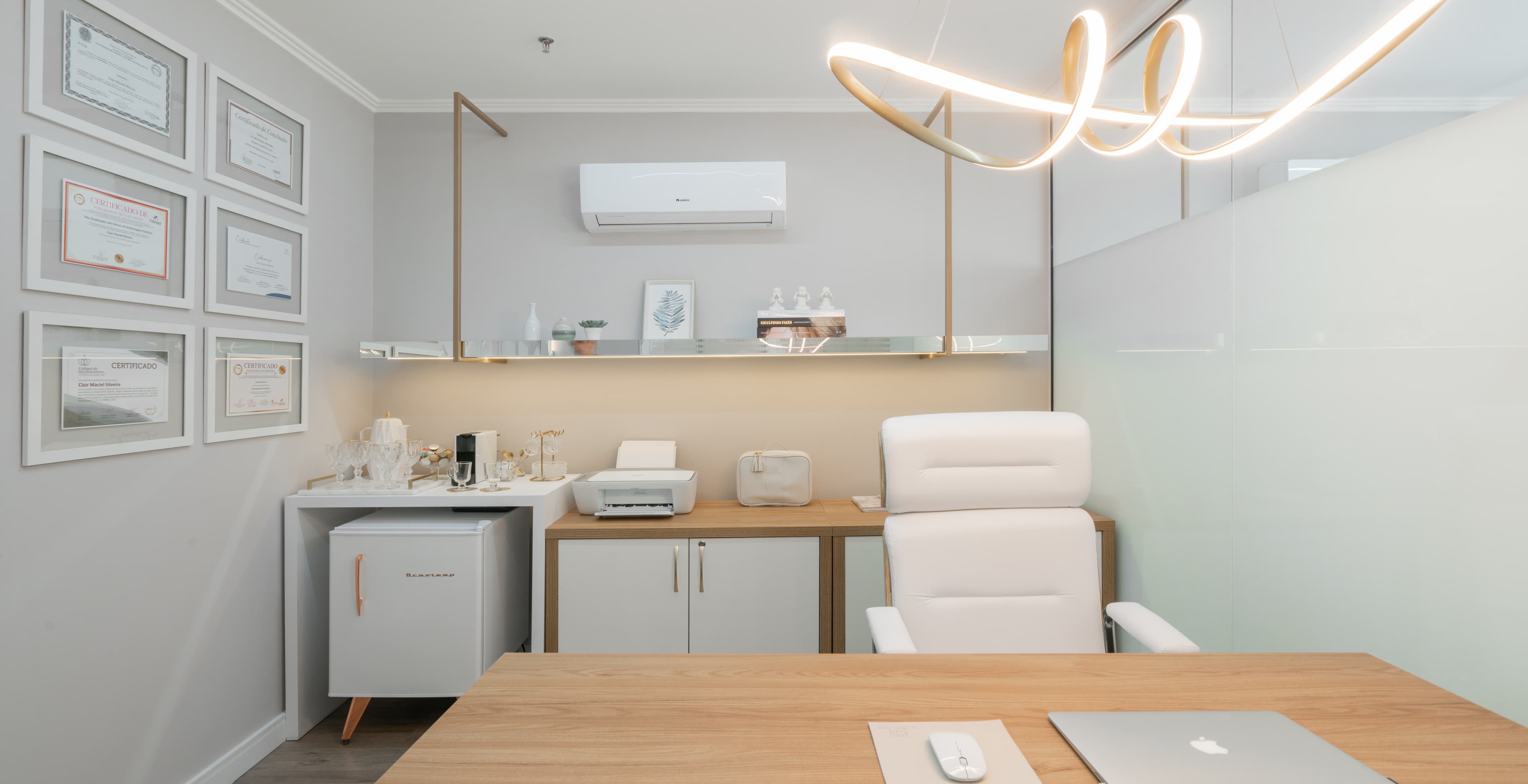 arquiteta reforma clinica estetica porto alegre - Projeto de arquitetura e design de interiores - Clínica de Estética - Camila Chalon Arquitetura