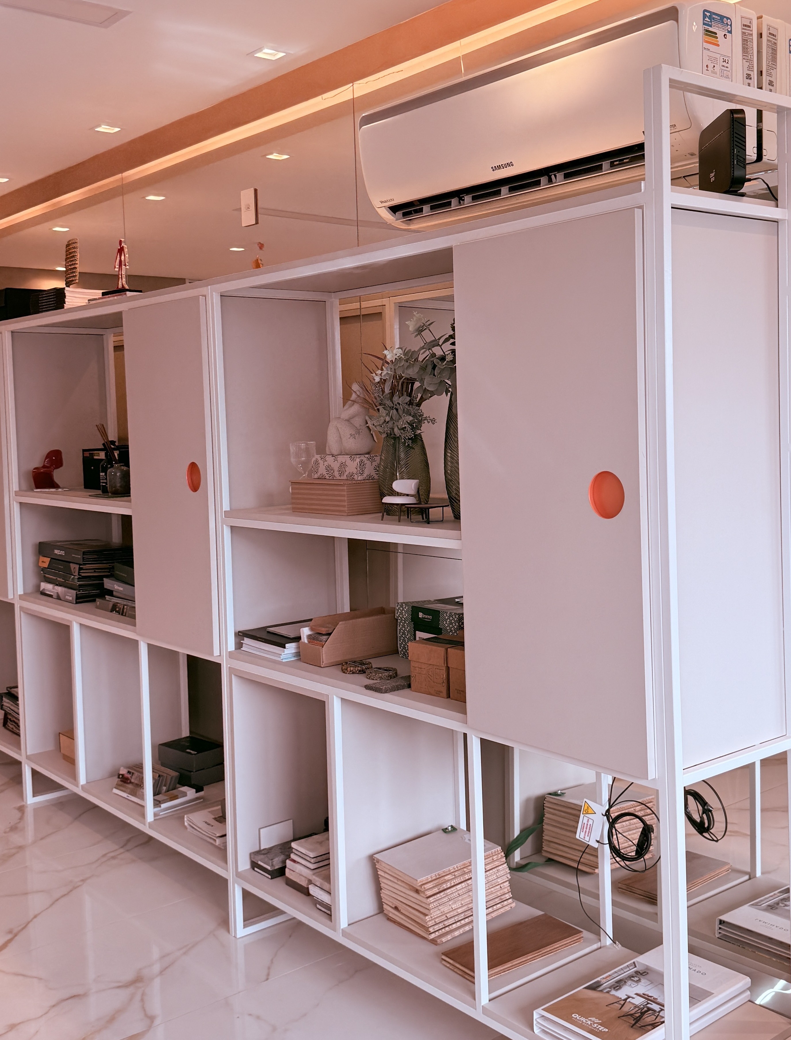 Espaço comercial reformado — HOM Lindóia Melnick, Porto Alegre/RS